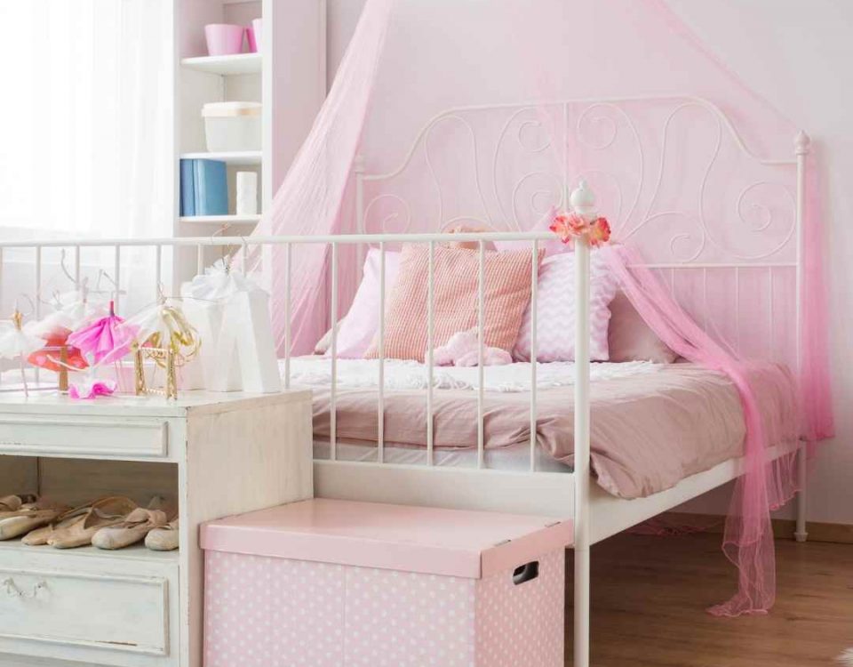 princess's bedroom - a pink princess bedroom